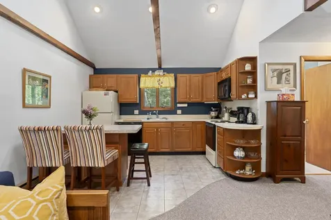 8 Court Street Edgartown MA 02539