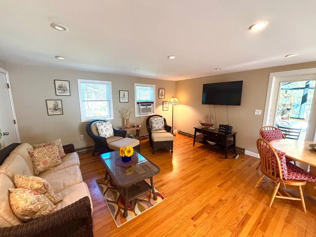 25 Windy Hill Road Oak Bluffs MA 02557