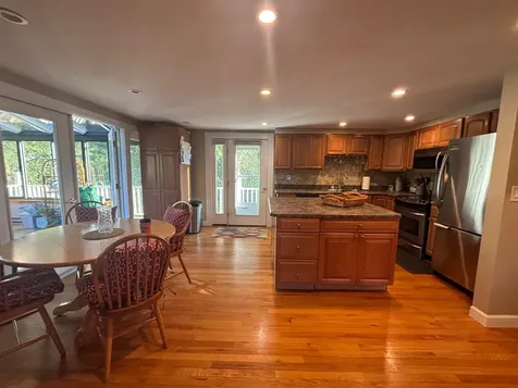 25 Windy Hill Road Oak Bluffs MA 02557