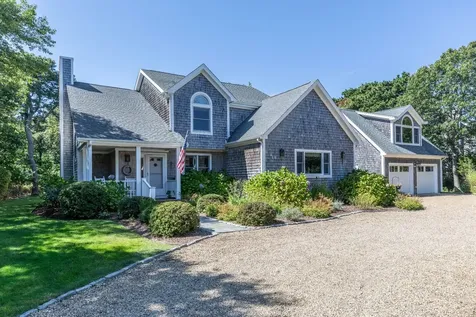 8 Old Dunhams Corner Way Edgartown MA 02539