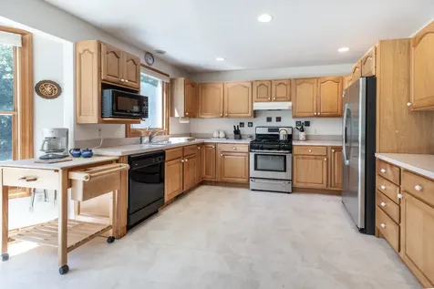 8 Old Dunhams Corner Way Edgartown MA 02539