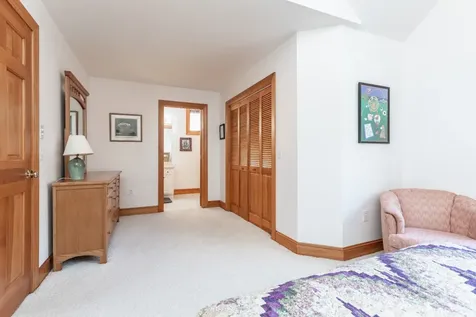 8 Old Dunhams Corner Way Edgartown MA 02539