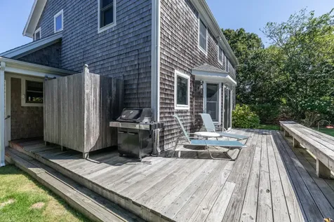 8 Old Dunhams Corner Way Edgartown MA 02539