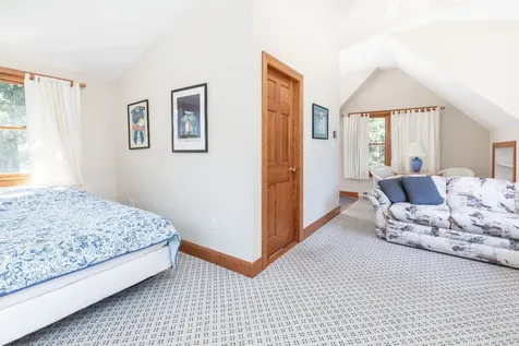 8 Old Dunhams Corner Way Edgartown MA 02539