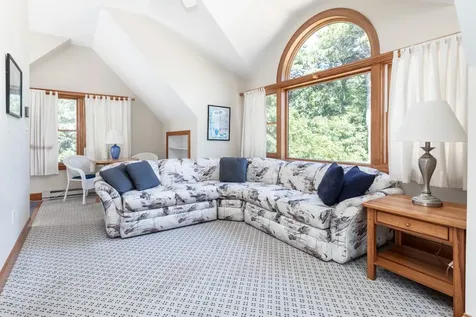 8 Old Dunhams Corner Way Edgartown MA 02539