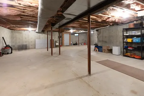 8 Old Dunhams Corner Way Edgartown MA 02539