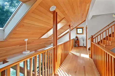 159 Lake Street Vineyard Haven MA 02568