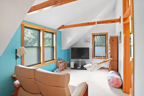 159 Lake Street Vineyard Haven MA 02568