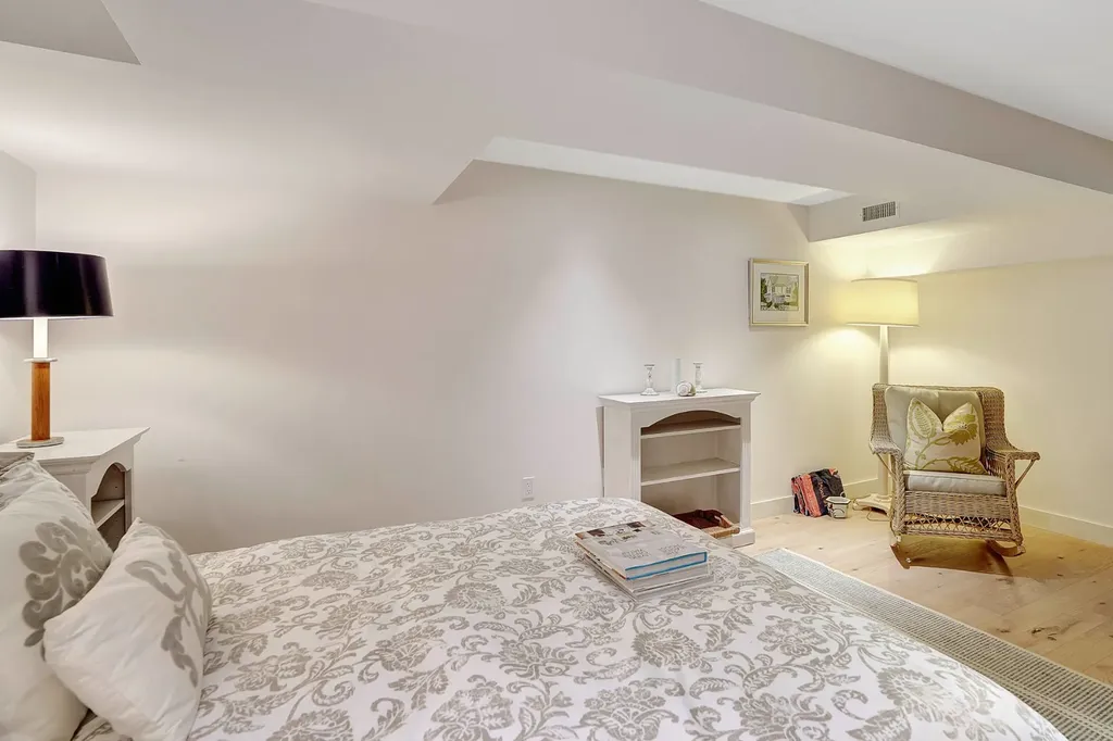 2 Orchard Lane Edgartown MA 02539