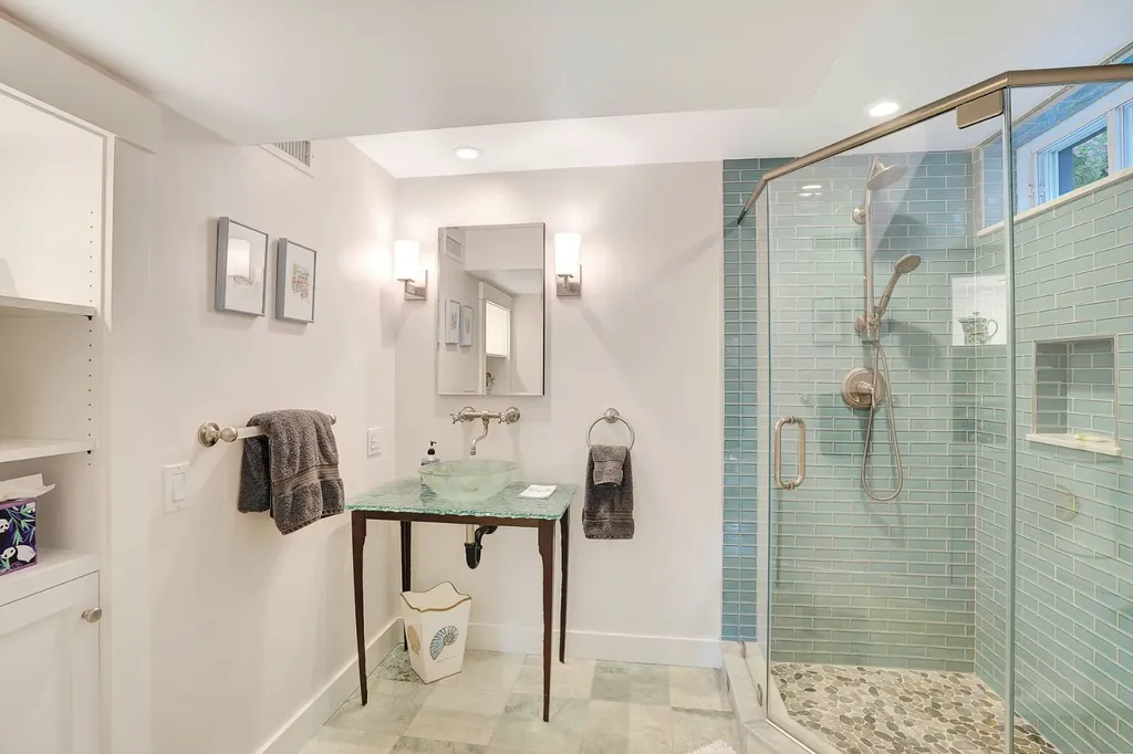 2 Orchard Lane Edgartown MA 02539