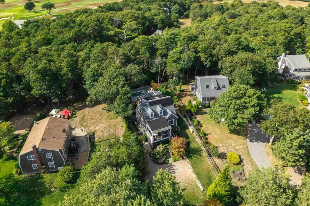 2 Orchard Lane Edgartown MA 02539