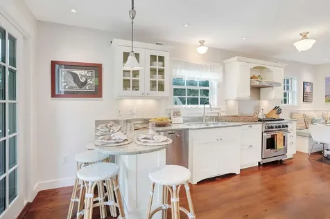 2 Orchard Lane Edgartown MA 02539