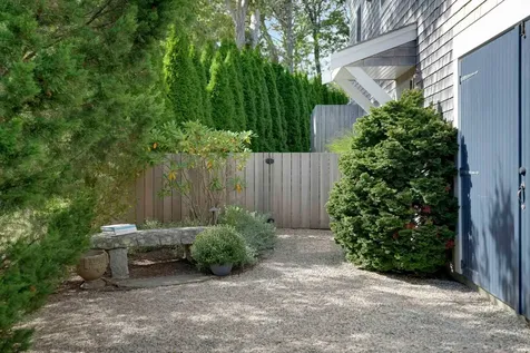 2 Orchard Lane Edgartown MA 02539