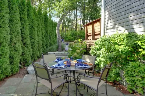 2 Orchard Lane Edgartown MA 02539