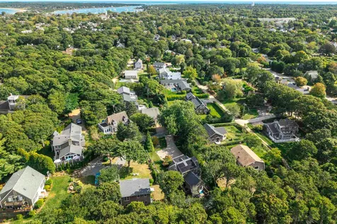 2 Orchard Lane Edgartown MA 02539