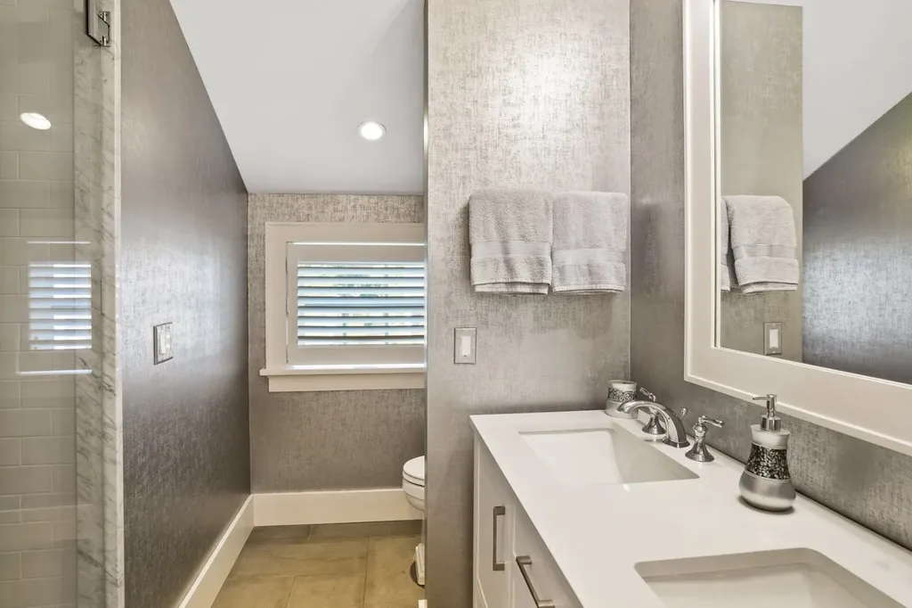 52 South Summer Street Edgartown MA 02539