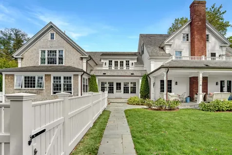 52 South Summer Street Edgartown MA 02539