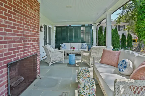 52 South Summer Street Edgartown MA 02539