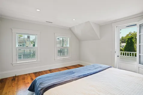 52 South Summer Street Edgartown MA 02539