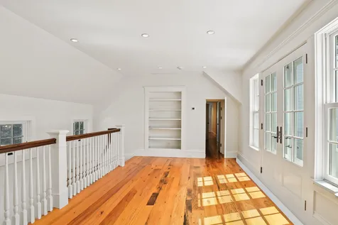 52 South Summer Street Edgartown MA 02539