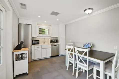 52 South Summer Street Edgartown MA 02539