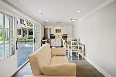 52 South Summer Street Edgartown MA 02539