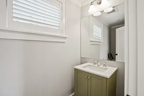 52 South Summer Street Edgartown MA 02539