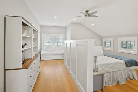 52 South Summer Street Edgartown MA 02539