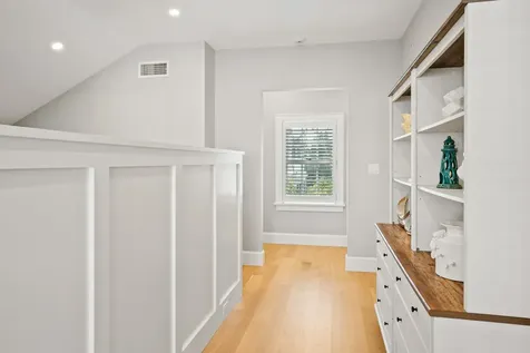 52 South Summer Street Edgartown MA 02539