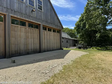 9 Moshup Trail Aquinnah MA 02535