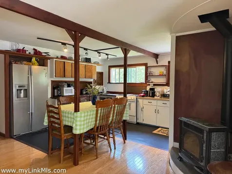 9 Moshup Trail Aquinnah MA 02535