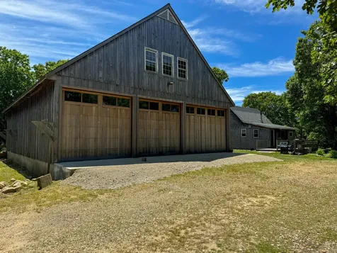 9 Moshup Trail Aquinnah MA 02535
