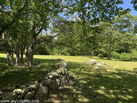 9 Moshup Trail Aquinnah MA 02535