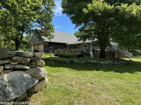 9 Moshup Trail Aquinnah MA 02535