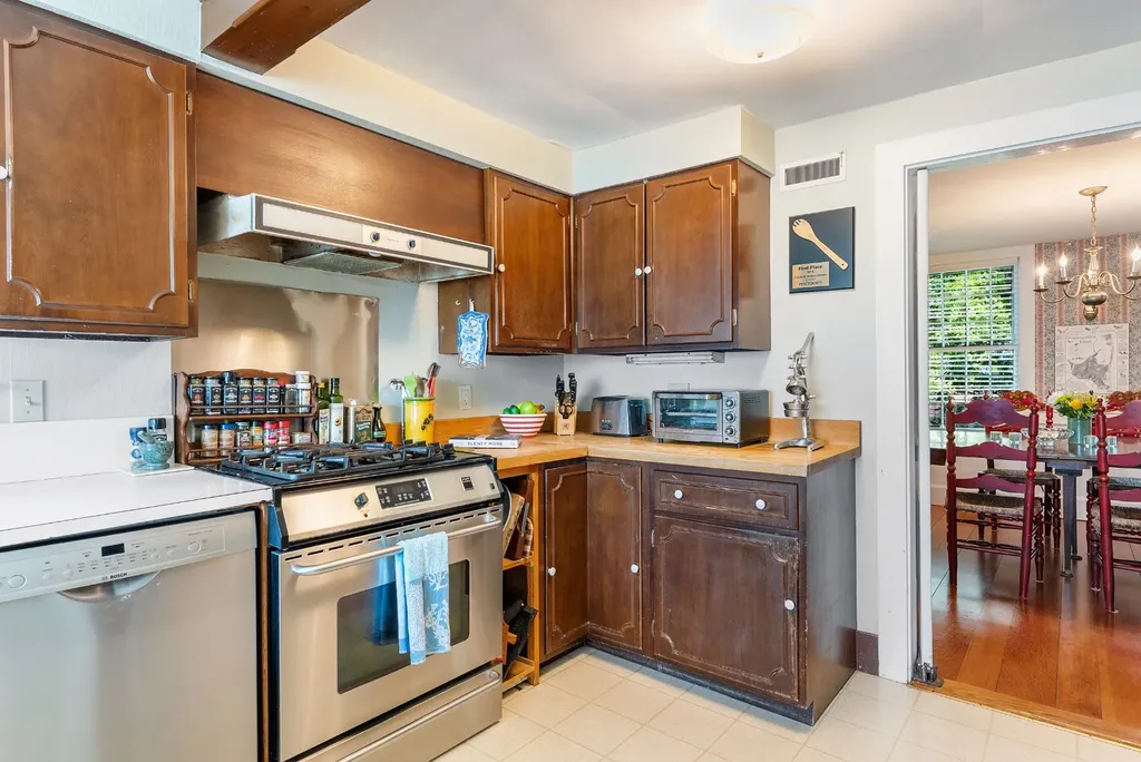 8 High Street Edgartown MA 02539