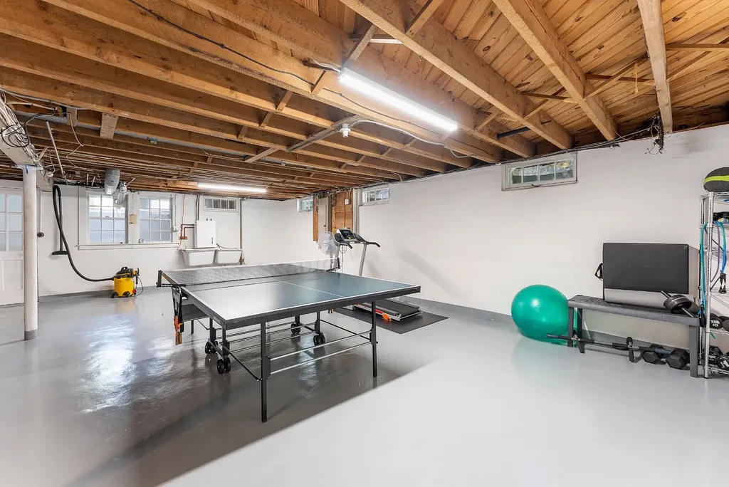 8 High Street Edgartown MA 02539