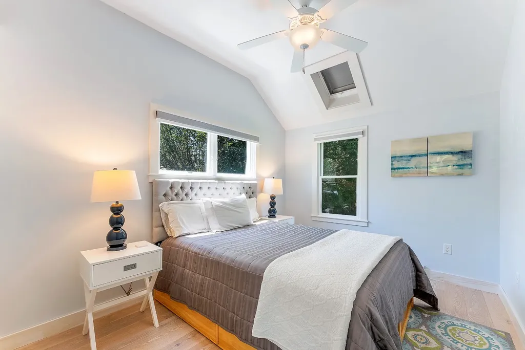 8 High Street Edgartown MA 02539