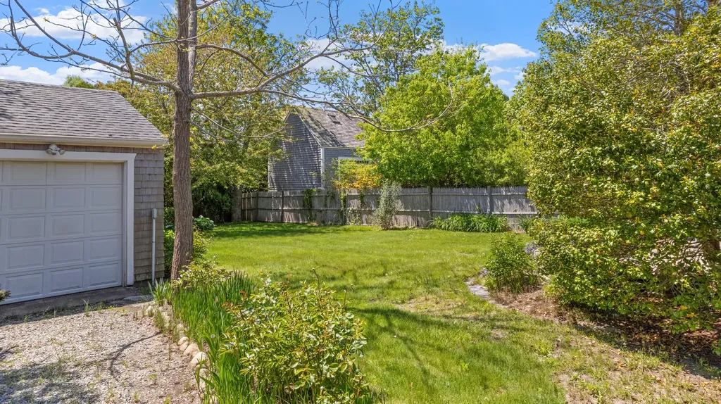 8 High Street Edgartown MA 02539