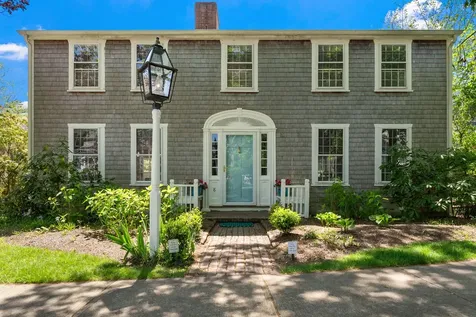 8 High Street Edgartown MA 02539