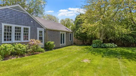 8 High Street Edgartown MA 02539