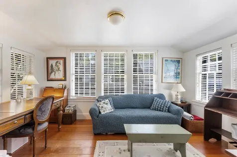 8 High Street Edgartown MA 02539