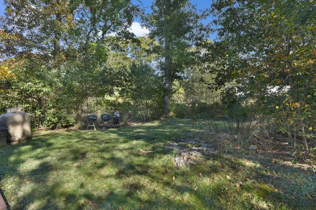 51 Lantern Lane Vineyard Haven MA 02568