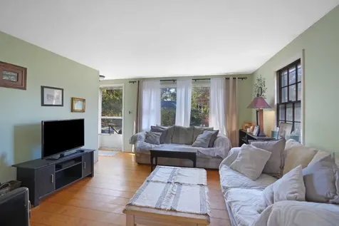 51 Lantern Lane Vineyard Haven MA 02568