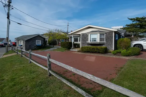 23 Circuit Avenue Extension Oak Bluffs MA 02557