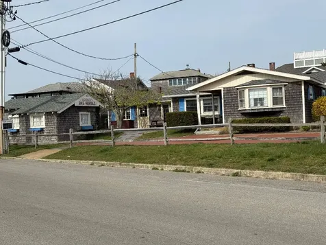 23 Circuit Avenue Extension Oak Bluffs MA 02557