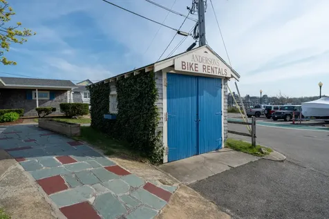 23 Circuit Avenue Extension Oak Bluffs MA 02557