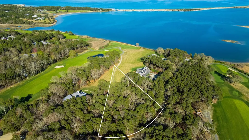 98 Farm Neck Way Oak Bluffs MA 02575
