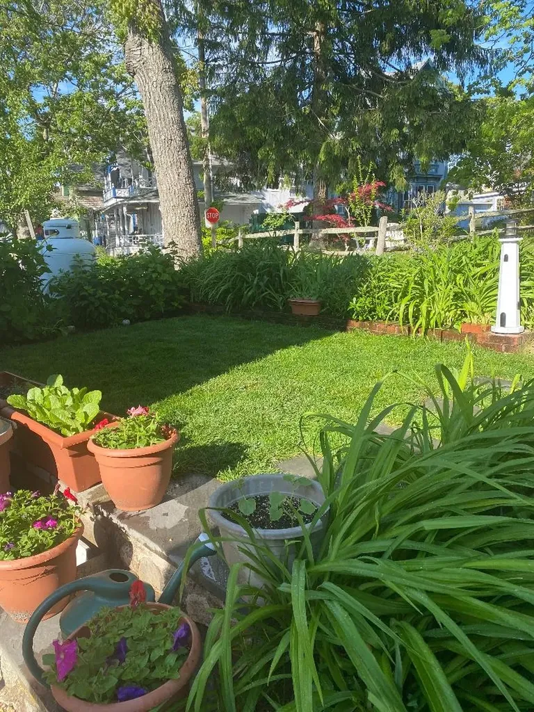 17 Siloam Avenue Oak Bluffs MA 02557