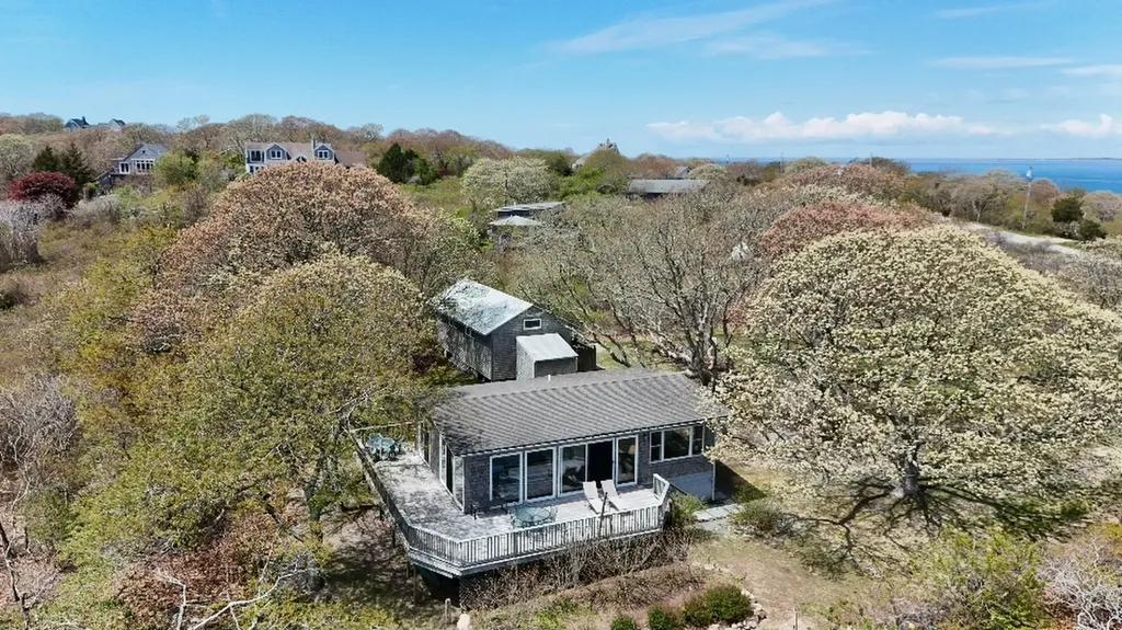 393 Lighthouse Road Aquinnah MA 02535