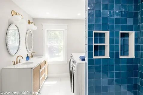 5 Pine Tree Lane Vineyard Haven MA 02568